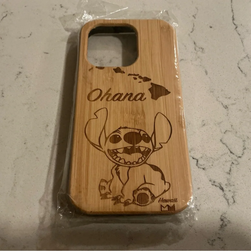 Bamboo Phone 14 pro Case with Stitch Design